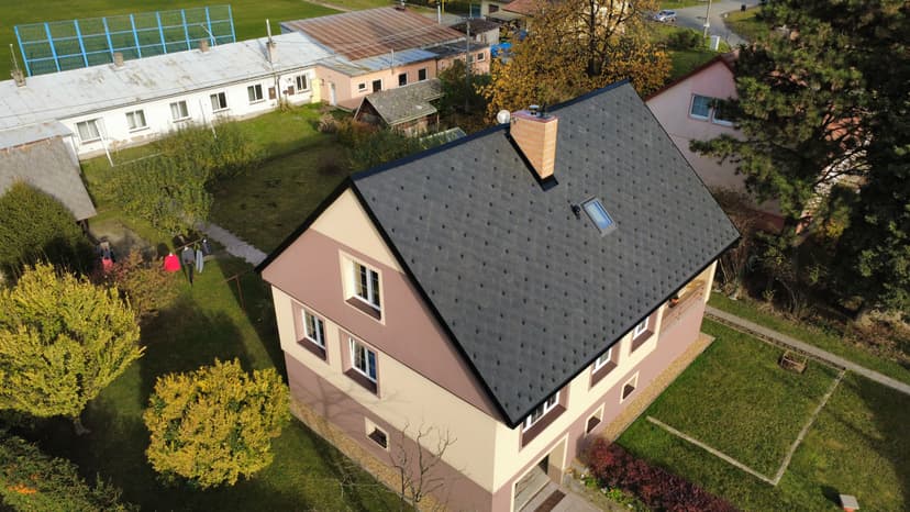 Česká Ves - výměna střešního pláště